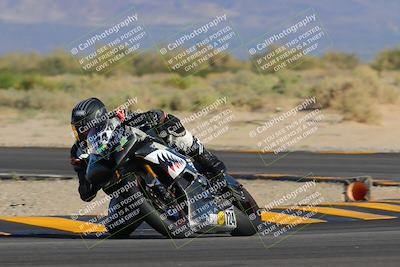 media/Oct-29-2022-CVMA (Sat) [[14c0aa3b66]]/Race 8 Supersport Middleweight/Folder 2/